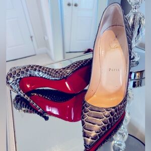 This 5” python beauty says everything! Gorgeous!!